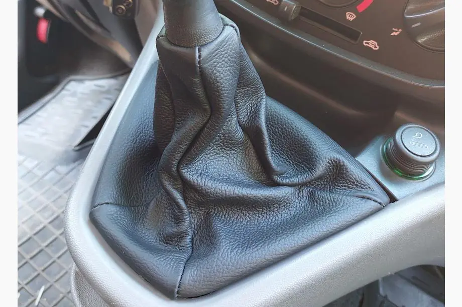 Fiat Doblo I 2001-2005 Schaltsack Leder Image