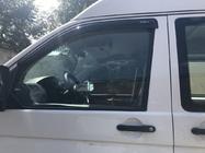 Volkswagen T5 2010-2015 Windabweiser (2 Stk, MyRacing) Foto 2