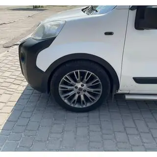 Radlaufverbreiterungen (4 Stk, schwarz) Fiat Fiorino/Qubo 2008-2024 Foto 1