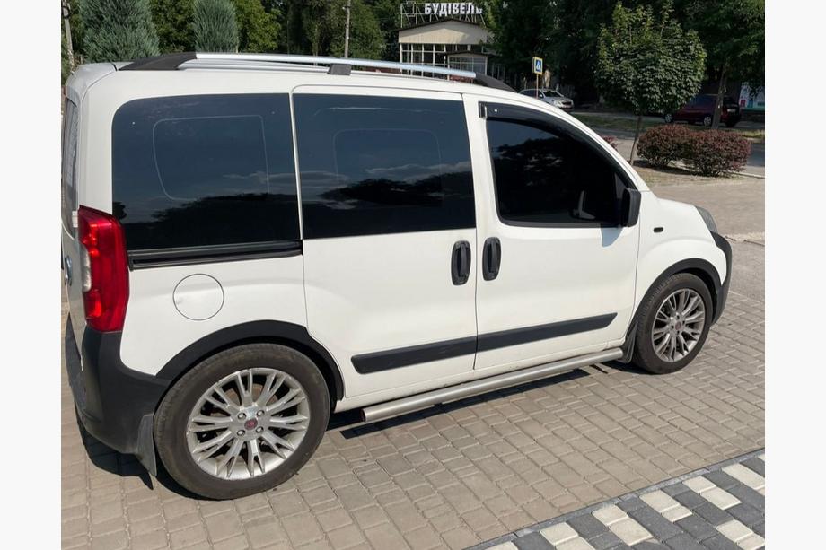 Fiat Fiorino/Qubo 2008-2024 Radlaufverbreiterungen (4 Stk, schwarz) 2 Seitentüren, Metall Foto 5