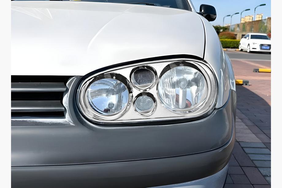 Volkswagen Golf 4 1997-2006 Scheinwerfer Blenden Umrandung V1 (2 Stk., Kunststoff) Image