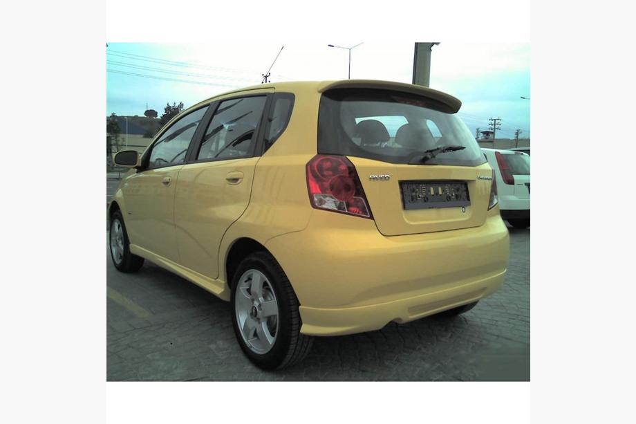 Chevrolet Aveo T200 2002-2008 Heckstoßstangenabdeckung (grundiert zum Lackieren) Image
