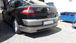 Renault Megane II 2004-2009 Heckstoßstangenabdeckung (grundiert zum Lackieren) Foto 2