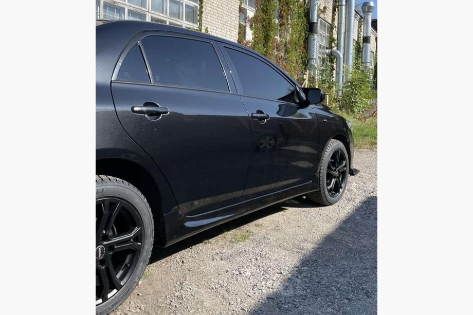 Toyota Corolla 2007-2013 Seitenschweller (grundiert zum Lackieren) Image