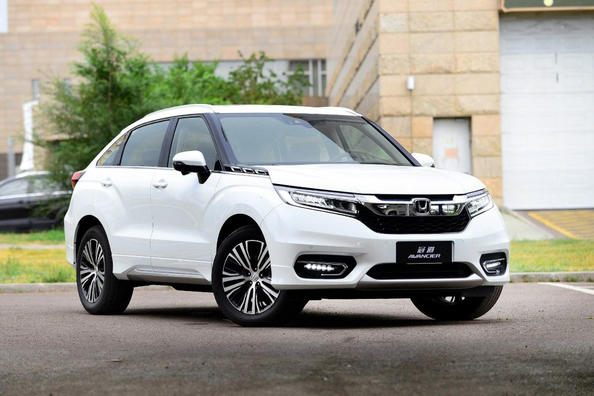 Überblick über Crossover Honda Avancier Modelljahr 2017