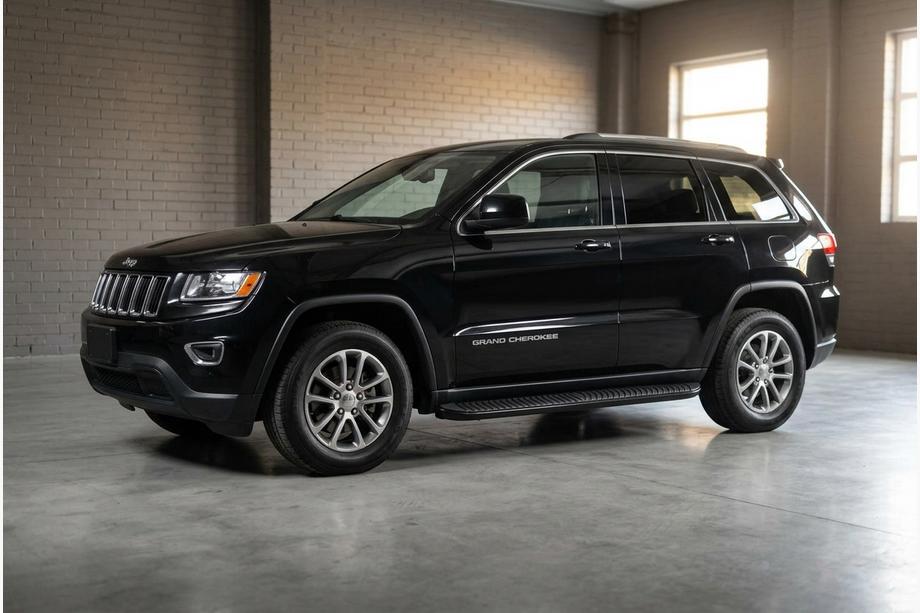 Jeep Grand Cherokee WK2 2010-2021 Seitenschweller Tayga Black (2 Stk., Aluminium) Foto 1