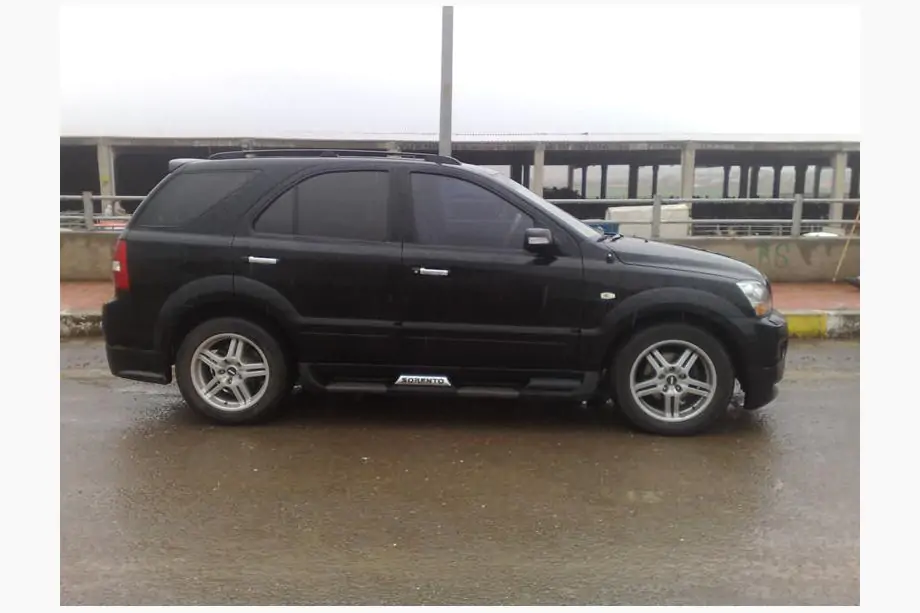 Kia Sorento I BL 2002-2009 Seitenschweller Meliset (2 Stk., grundiert zum Lackieren) Foto 1