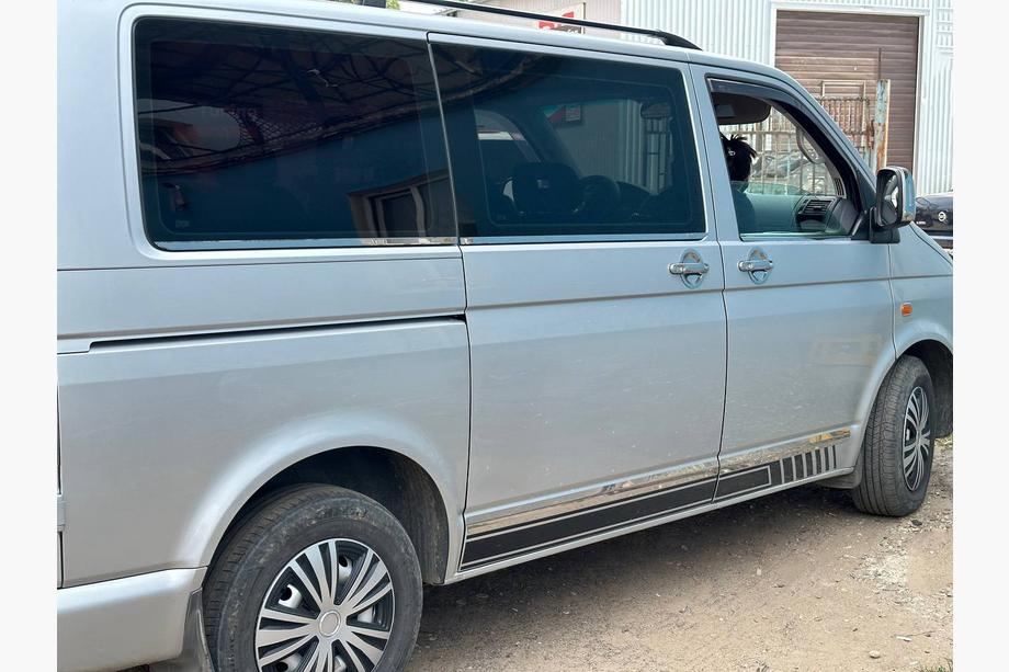 Volkswagen T5 Caravelle 2004-2010 Fensterunterkante Chromleisten (6-teilig, Edelstahl) Kurzer Radstand Foto 10