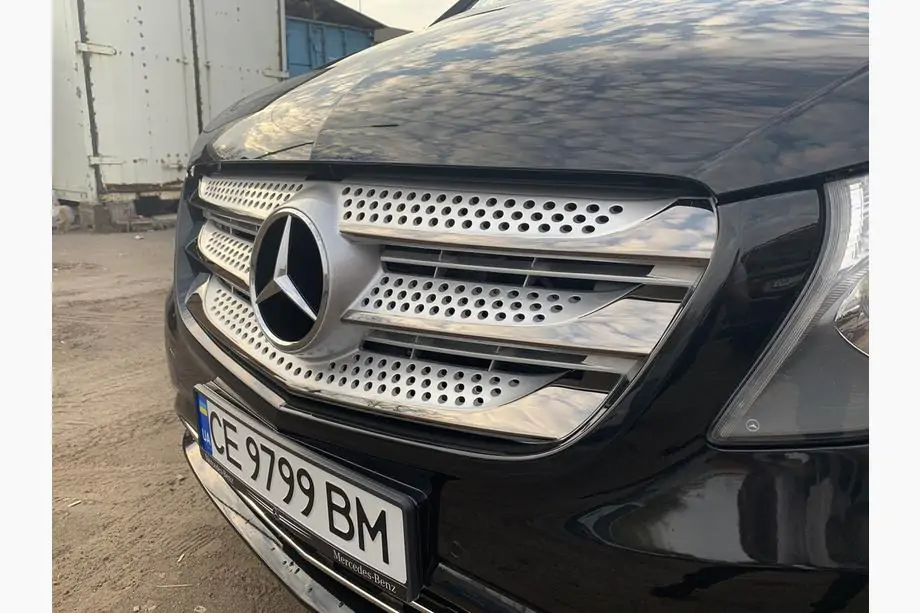 Mercedes Vito/V-class W447 2014- Grill Blenden 2014-2020 (5 Stk, BlackChrome) Foto 2