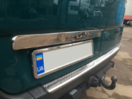 Mercedes Sprinter W906 2006–2018 Kofferraumleisten über dem Kennzeichen BlackChrome (Edelstahl) Foto 1