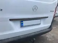 Mercedes Vito/V-class W447 2014- Kofferraumleisten über dem Kennzeichen BlackChrome (Edelstahl) Foto 2