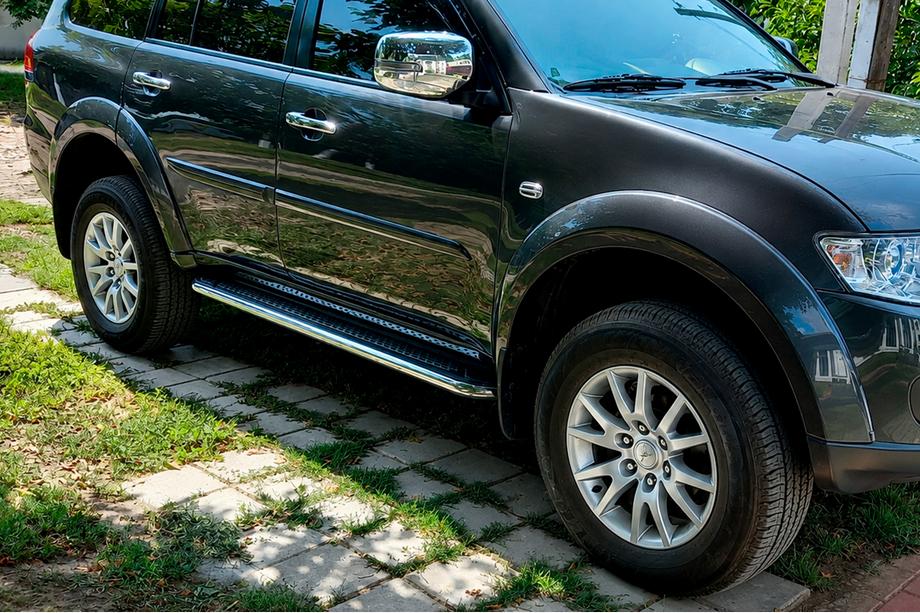 Mitsubishi L200 2006-2015 Seitenschweller Maydos V2 (2 Stk., Aluminium & Edelstahl) Foto 8