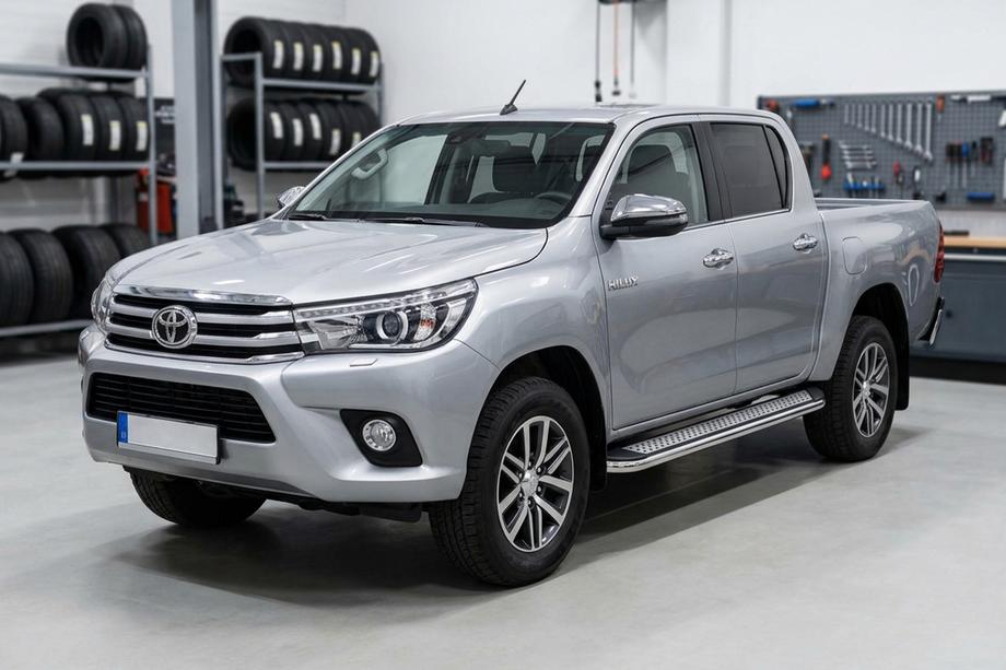 Toyota Hilux 2015- Seitenschweller Maydos V2 (2 Stk., Aluminium & Edelstahl) Foto 1
