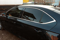 Skoda Superb 2015-2024 Komplette Fensterumrandung Edelstahl Foto 1