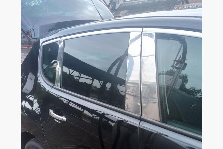 Peugeot 3008 2008-2016 Edelstahl Säulenabdeckungen Image