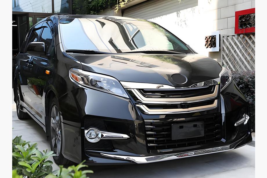 Toyota Sienna 2010-2020 Bodykit GBT Image