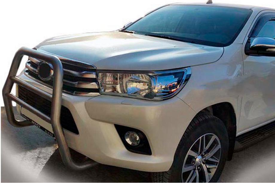 Toyota Hilux 2015- Frontschutzbügel QT007 (Edelstahl) Image