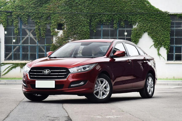 Übersicht der Limousine FAW Besturn B50 der zweiten Generation