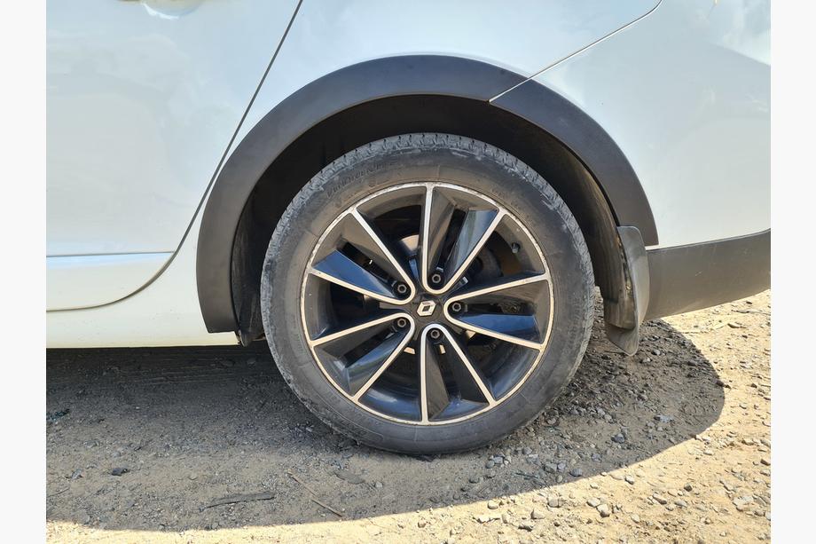 Renault Megane III 2009-2016 Kotflügelverbreiterungen (8 Stk, schwarz) SW, ABS-Kunststoff Foto 7