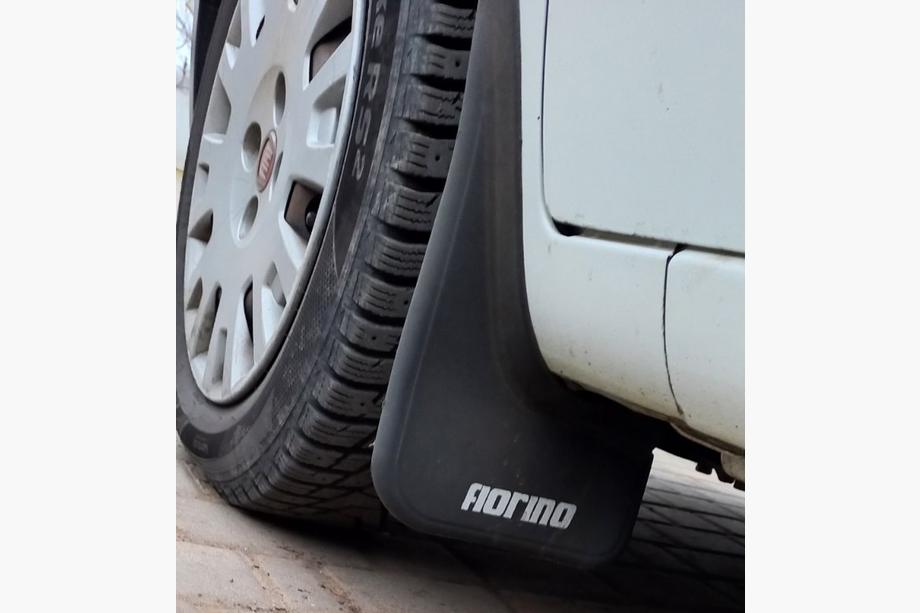 Fiat Fiorino/Qubo 2008-2024 Premium Spritzschutz (Türkei) Hinten Foto 2