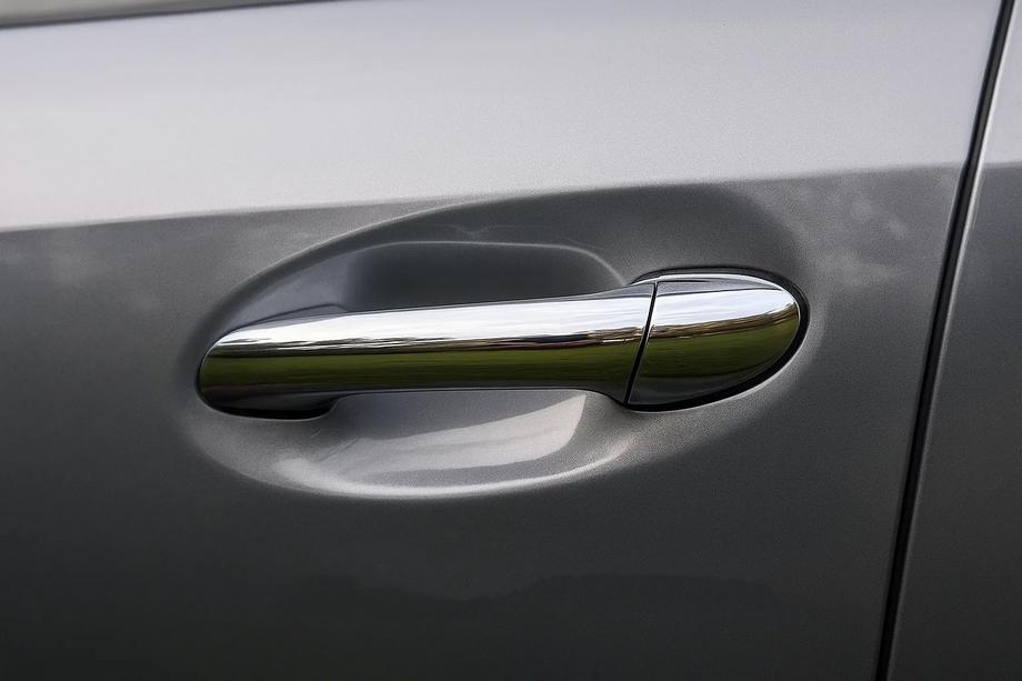 Mercedes ML W164 2005-2011 Chrom Türgriffblenden (4 Stk, Edelstahl) Image