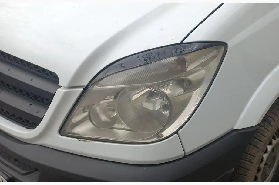 Mercedes Sprinter W906 2006–2018 Scheinwerferblenden Gerade (schwarz, ABS, 2006-2013) Image