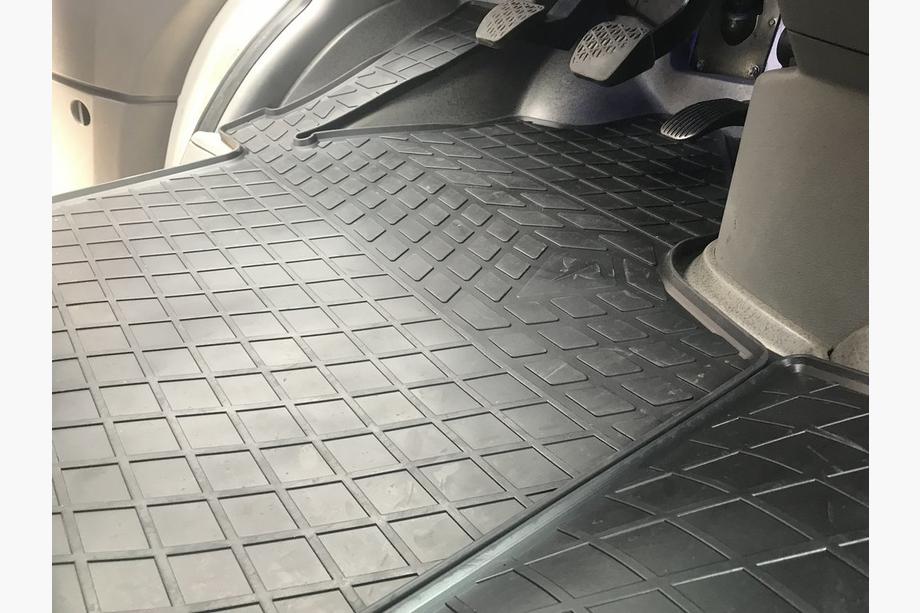 Mercedes Sprinter W906 2006–2018 Gummimatten (3 Stk, Stingray) 1+1 Foto 6