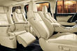 Das Toyota Alphard Minivan der Dritten Generation Foto 5