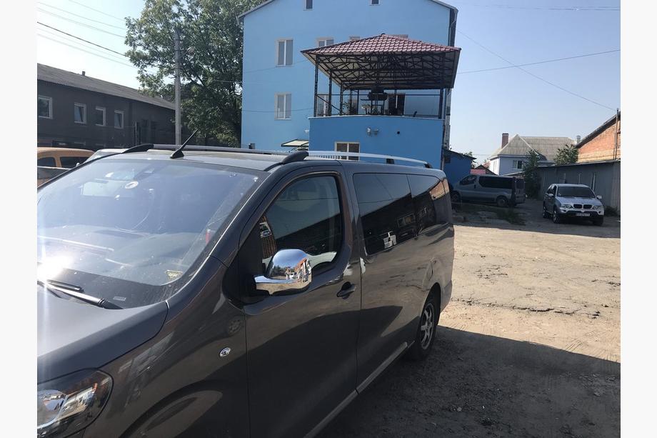 Citroen Jumpy/Dispatch 2017- Dachreling Chrom Lange Basis, Kunststofffuß Foto 2