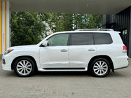 Lexus LX570/450d 2008-2022 Facelift Bodykit Auto 2008-2012 auf 2012-2016 F-Sport Foto 22