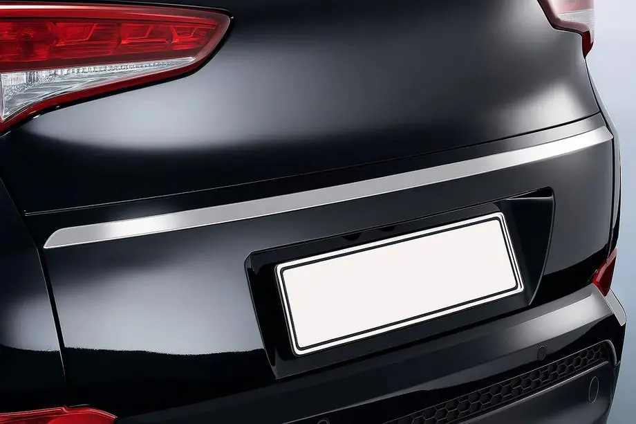 Hyundai Tucson TL 2016-2021 Chromleiste über dem Kennzeichen (2015–2018, oben, schmal, Edelstahl) Image