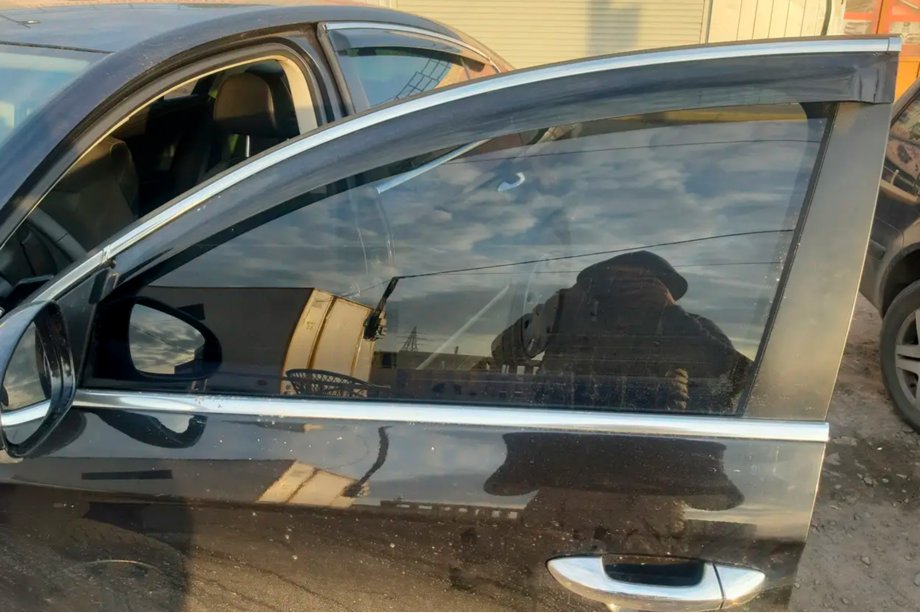 Volkswagen Passat B6 2006-2012 Windabweiser mit Chromleisten SD (4 Stk, HIC) Foto 7
