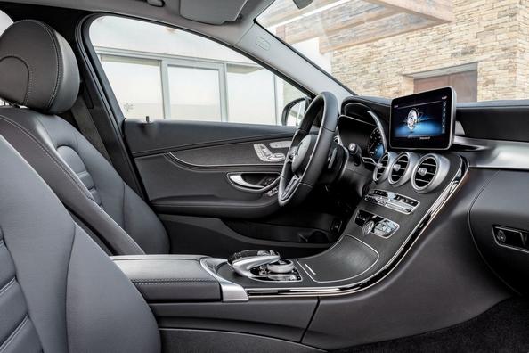 Durchsuchen Sie die aktualisierte Kombiversion Mercedes-Benz C-class vierten generieren Foto 7