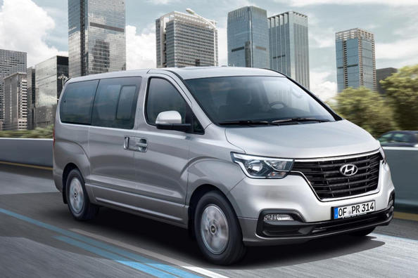 Durchsuchen Sie die aktualisierte Minivan Hyundai H-1