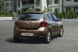Schrägheck Renault Sandero der zweiten Generation Foto 2