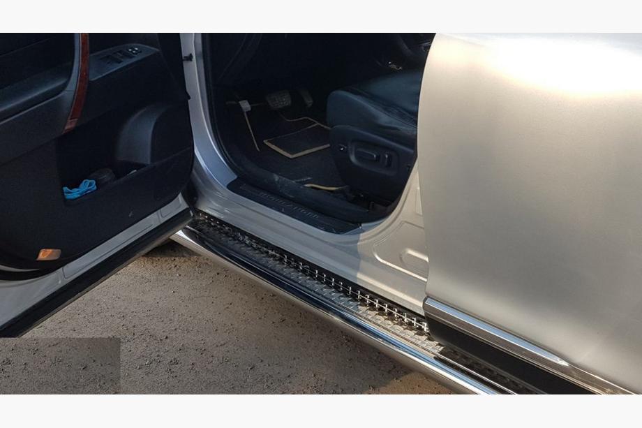 Toyota Highlander 2008-2013 Seitenschweller Premium (2 Stk., Edelstahl) Ø60 Image
