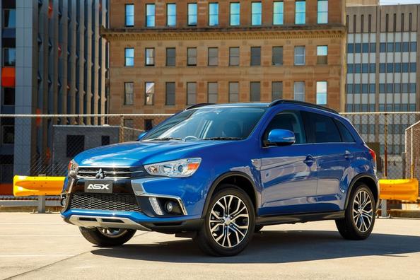 Durchsuchen Sie die aktualisierte Crossover Mitsubishi ASX