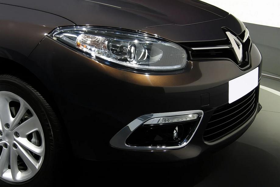 Renault Fluence 2009-2016 Nebelscheinwerfer Blenden (2013↗, 2 Stk, Edelstahl) Foto 1