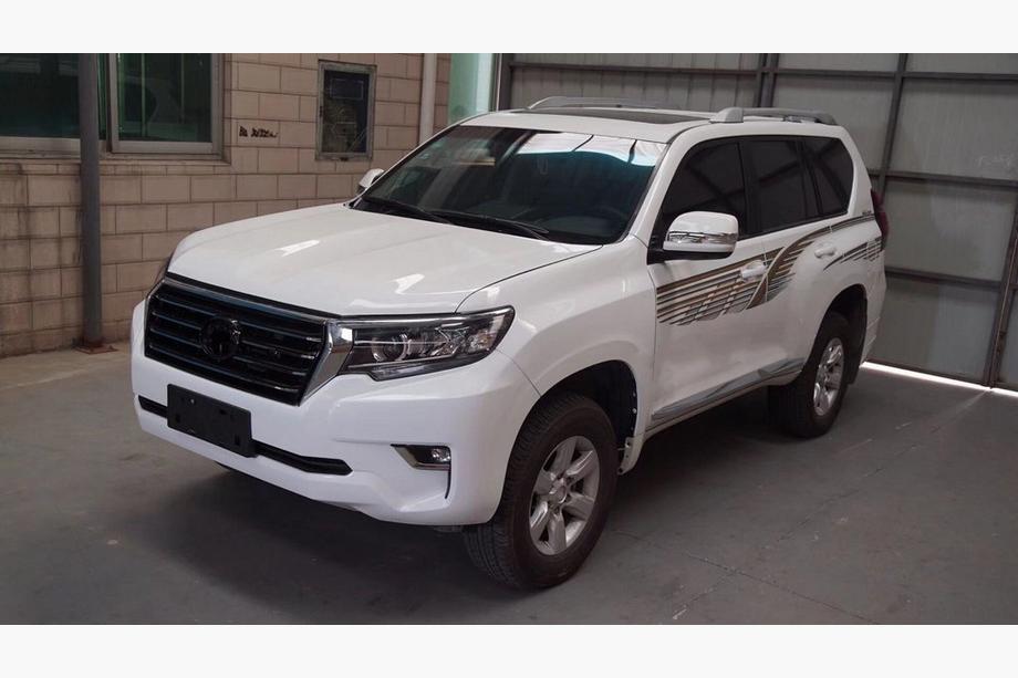 Toyota Land Cruiser Prado 150 2009-2023 Facelift-Umrüstkit 2009-2016 auf 2017- (mit Full LED Scheinwerfern) Foto 6