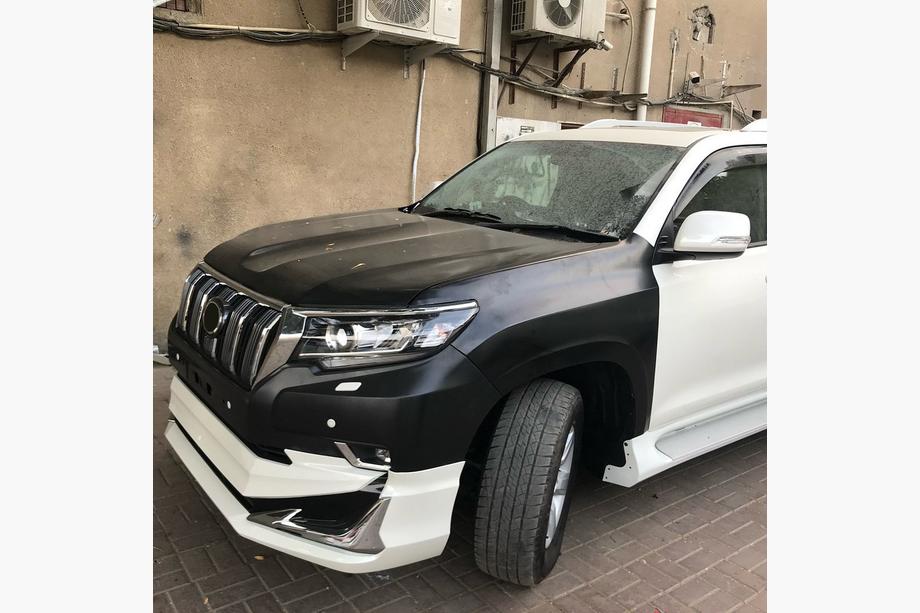Toyota Land Cruiser Prado 150 2009-2023 Stoßstangenaufsätze vorne und hinten Modelista V1 (2017-) Weiß Foto 11