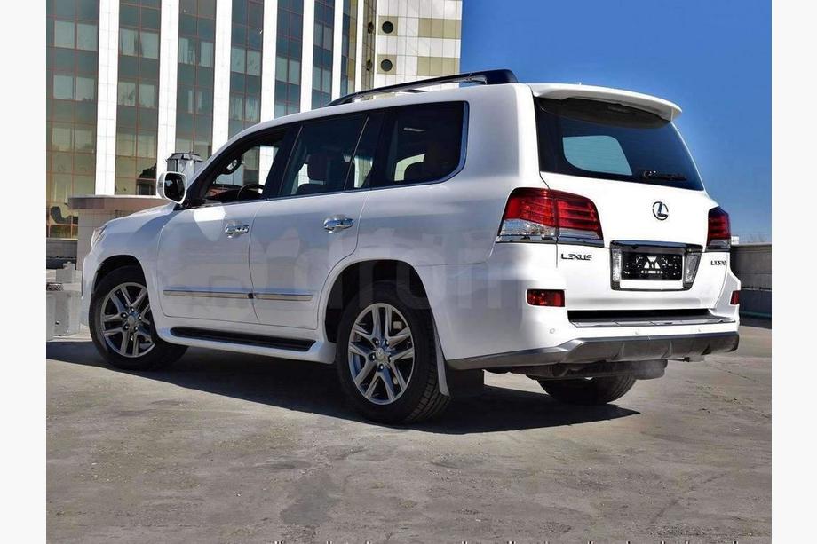 Lexus LX570/450d 2008-2022 Bodykit Set 2012-2016 (F-Sport, grundiert) Foto 4