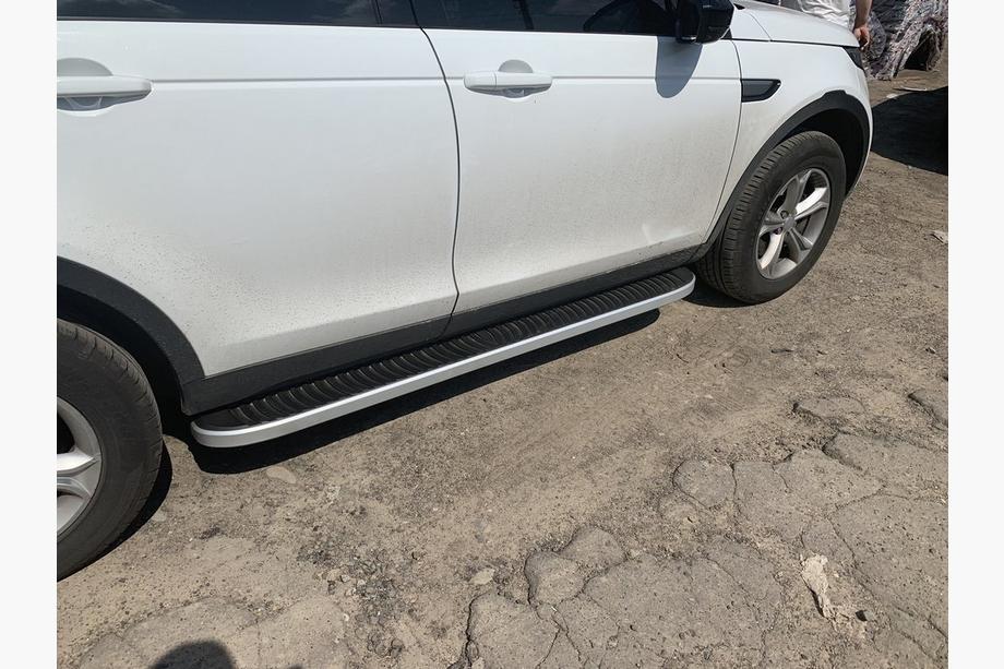 Land Rover Discovery Sport 2014- Seitenschweller Tayga Grey (2 Stk., Aluminium) 2014-2019 Foto 4