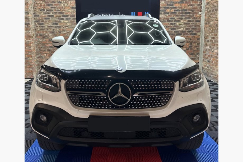 Mercedes X class 2017-2020 Frontgrill Diamond Image