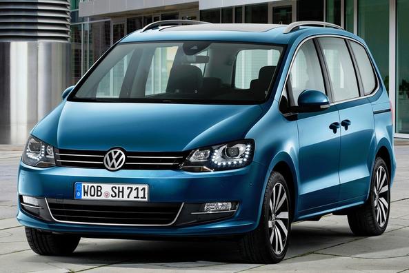 Die aktualisierte Großraumlimousine von Volkswagen Sharan der zweiten Generation Foto 4