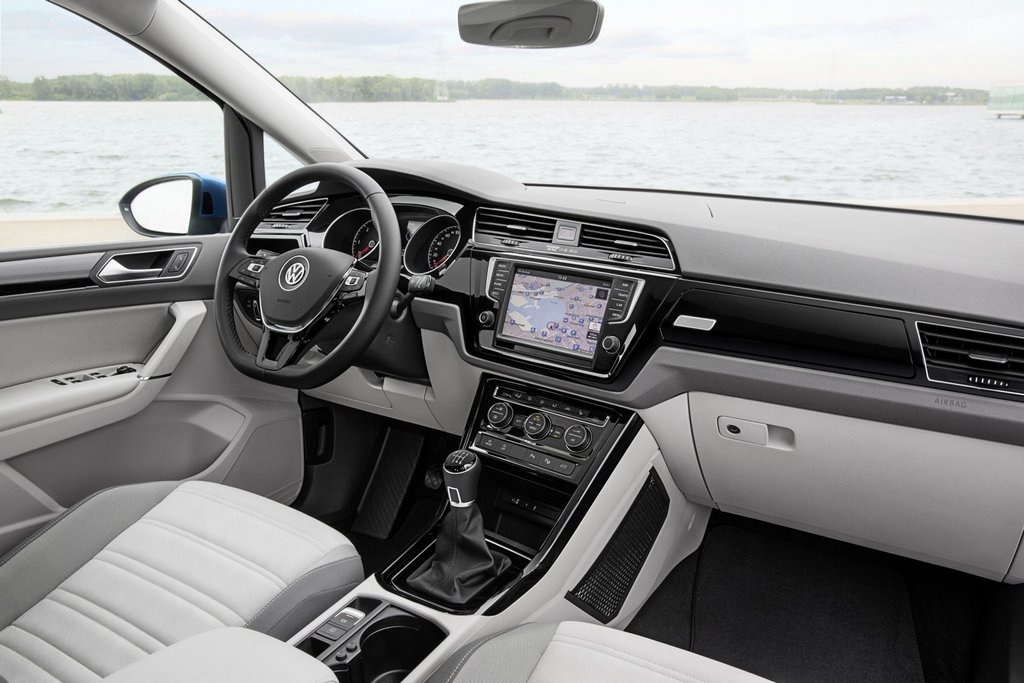 Übersicht der kompakte Minivan Volkswagen Touran