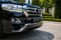 Toyota Land Cruiser 200 2007-2021 Bodykit-Set 2016-2021 (Executive 2016) Weiß Foto 5
