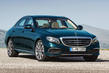 Übersicht der Limousine Mercedes-Benz E-Klasse der fünften Generation Foto 1