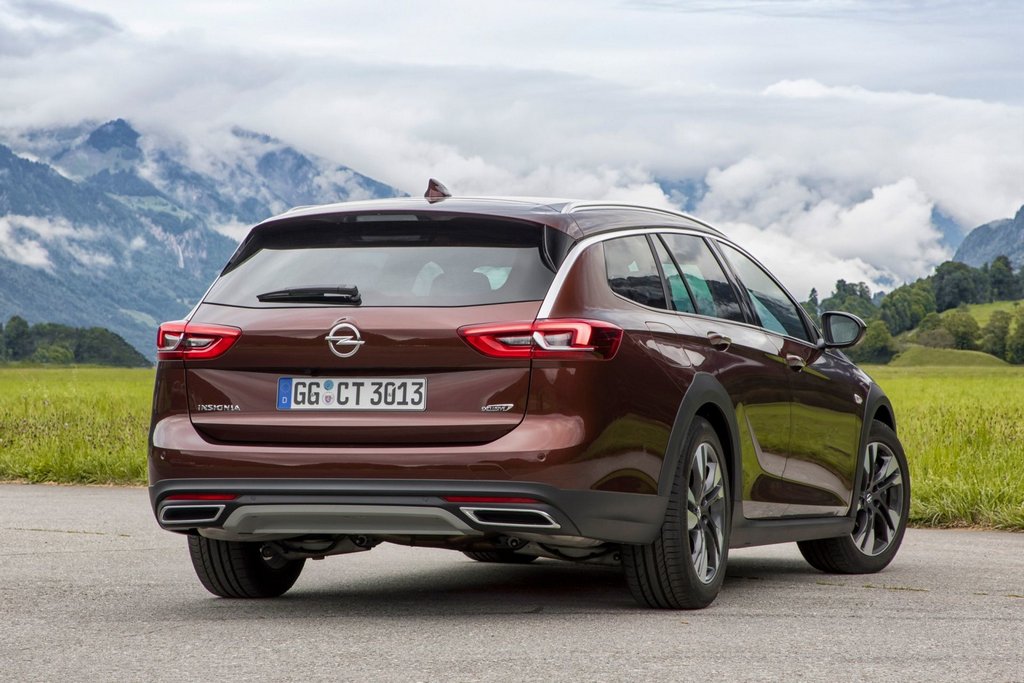 Wagen Gelände des Opel Insignia Country Tourer