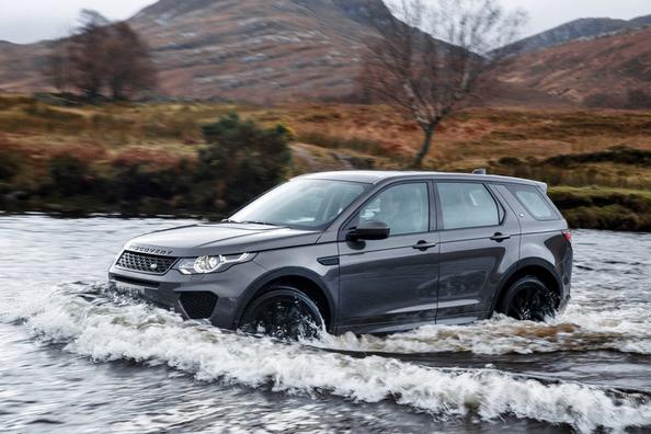 Übersicht Siebensitzer Crossover Land Rover Discovery Sport