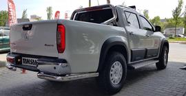 Mercedes X class 2017-2020 Kotflügelverbreiterungen (ABS) Foto 8